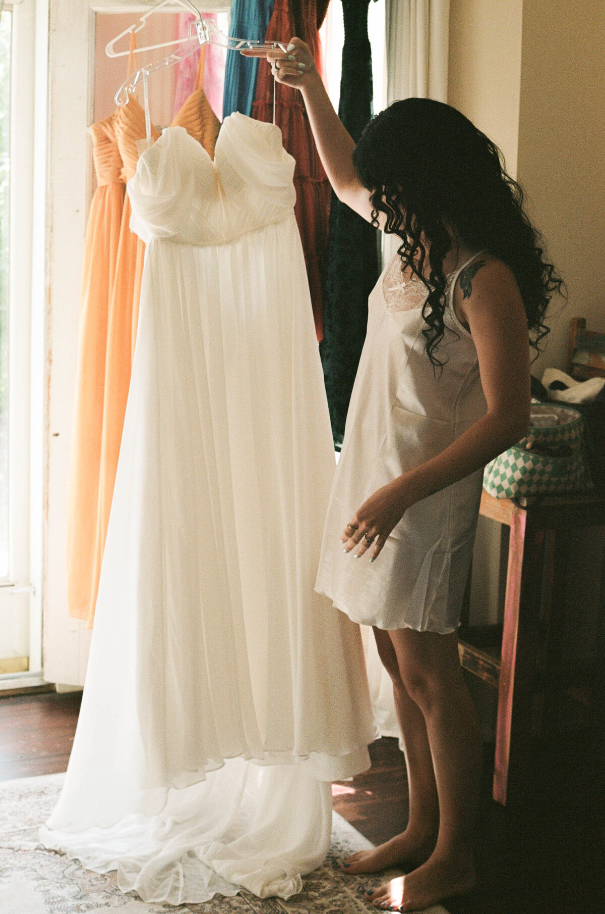 35mm-film-candid-wedding-historic-bell-hill00003