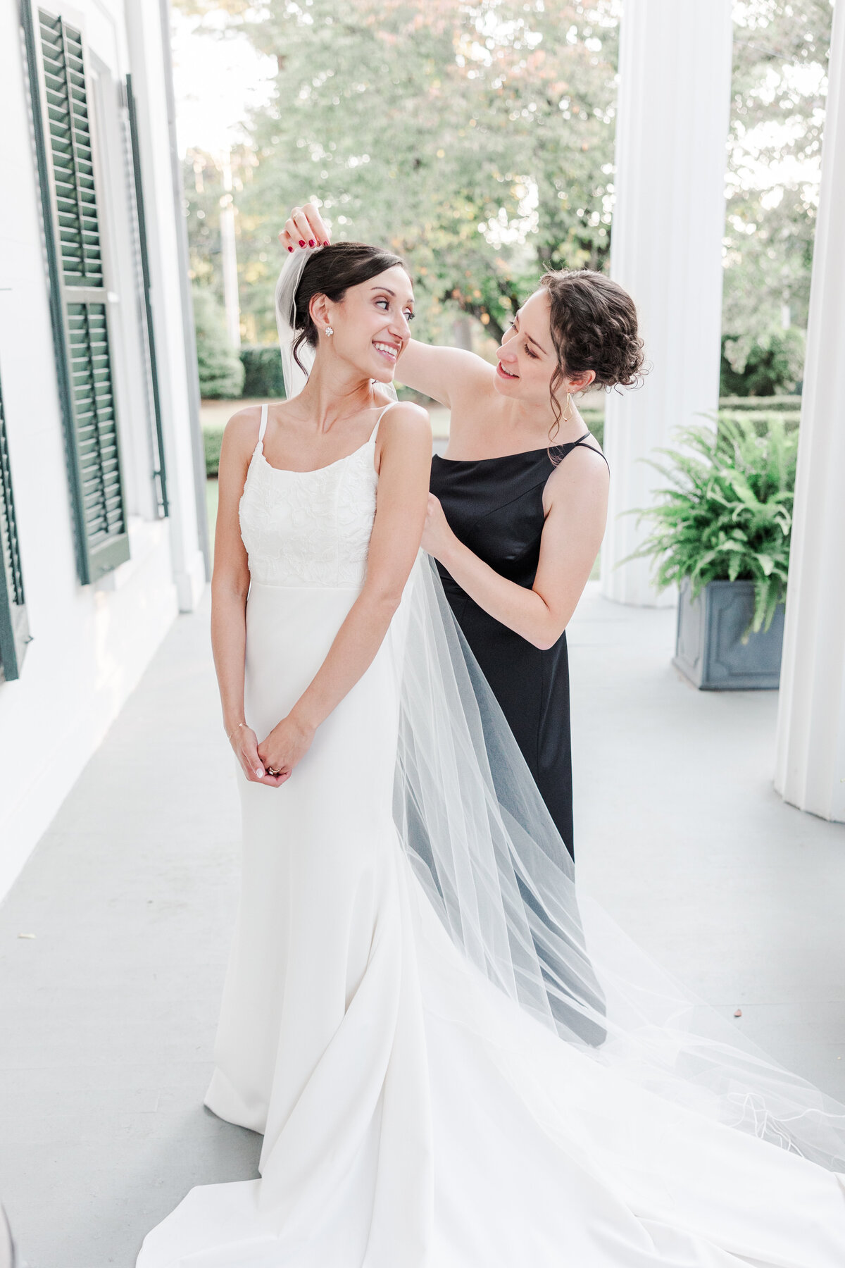 brittany-graf-photography-jennifer-joseph-wedding-burr-mansion-fairfield-ct-bg-favorites-14