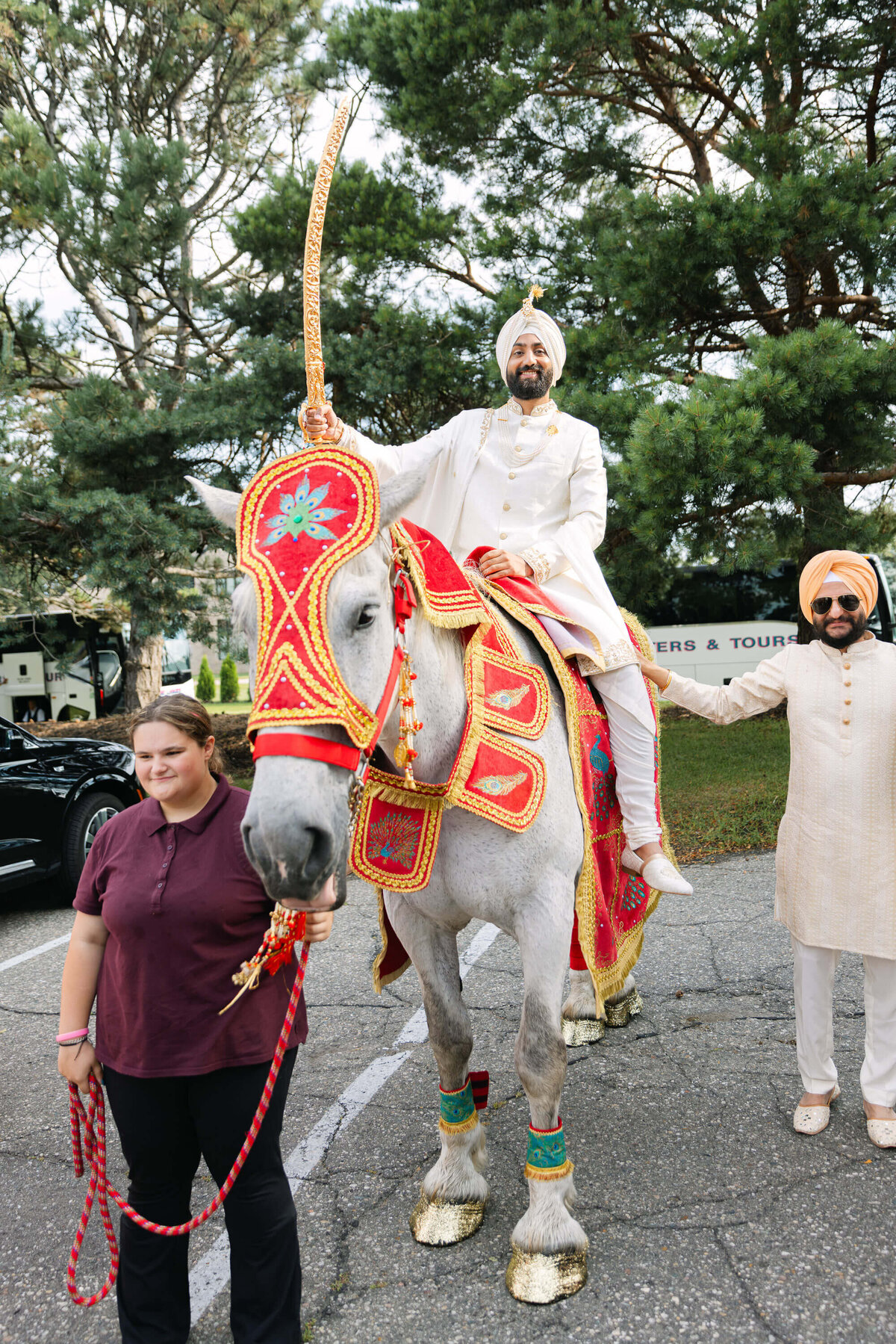 indian-wedding-couple-the-henry-hotel