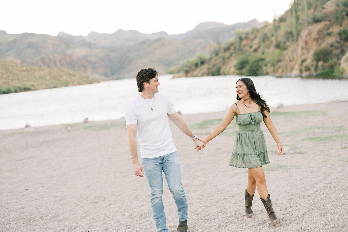 LivByGrace-Arizona-Wedding-Photographer-H&P-36_websize