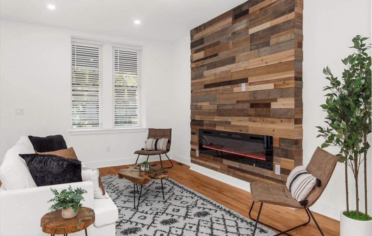 Kelly DeTommaso Elegant Transitions Vacant Home Staging Philadelphia Living Room