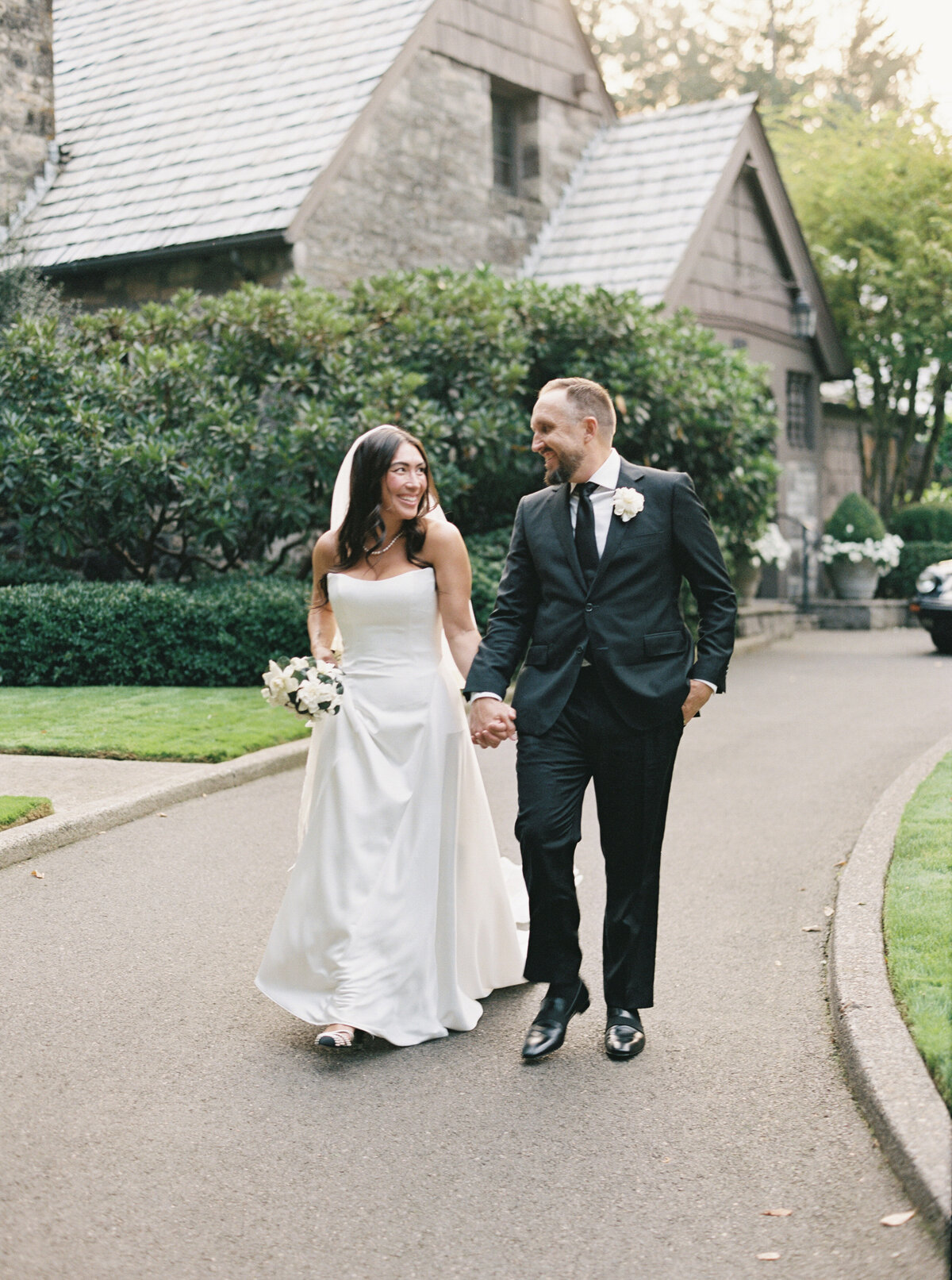 portland-racquet-club-wedding-photos-by-the-tenneys-in-oregon-21
