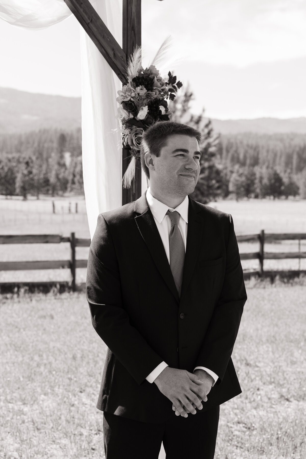 jennifer-marcilliat-idaho-wedding-photographer---89