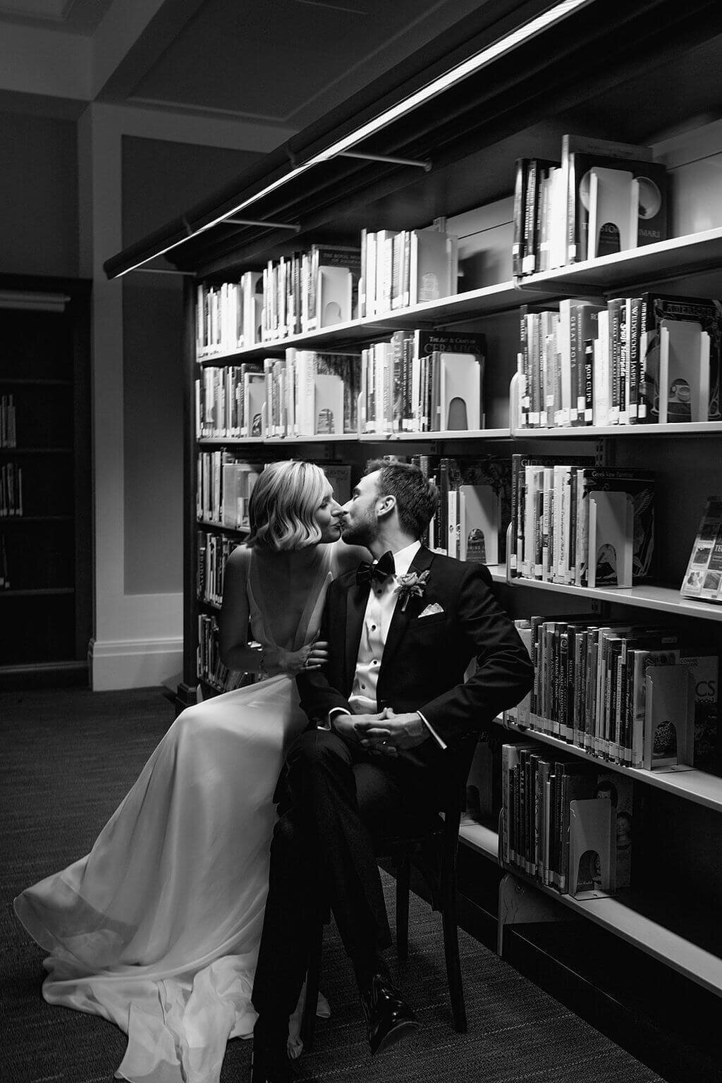 110-library-wedding-modern-vintage-events