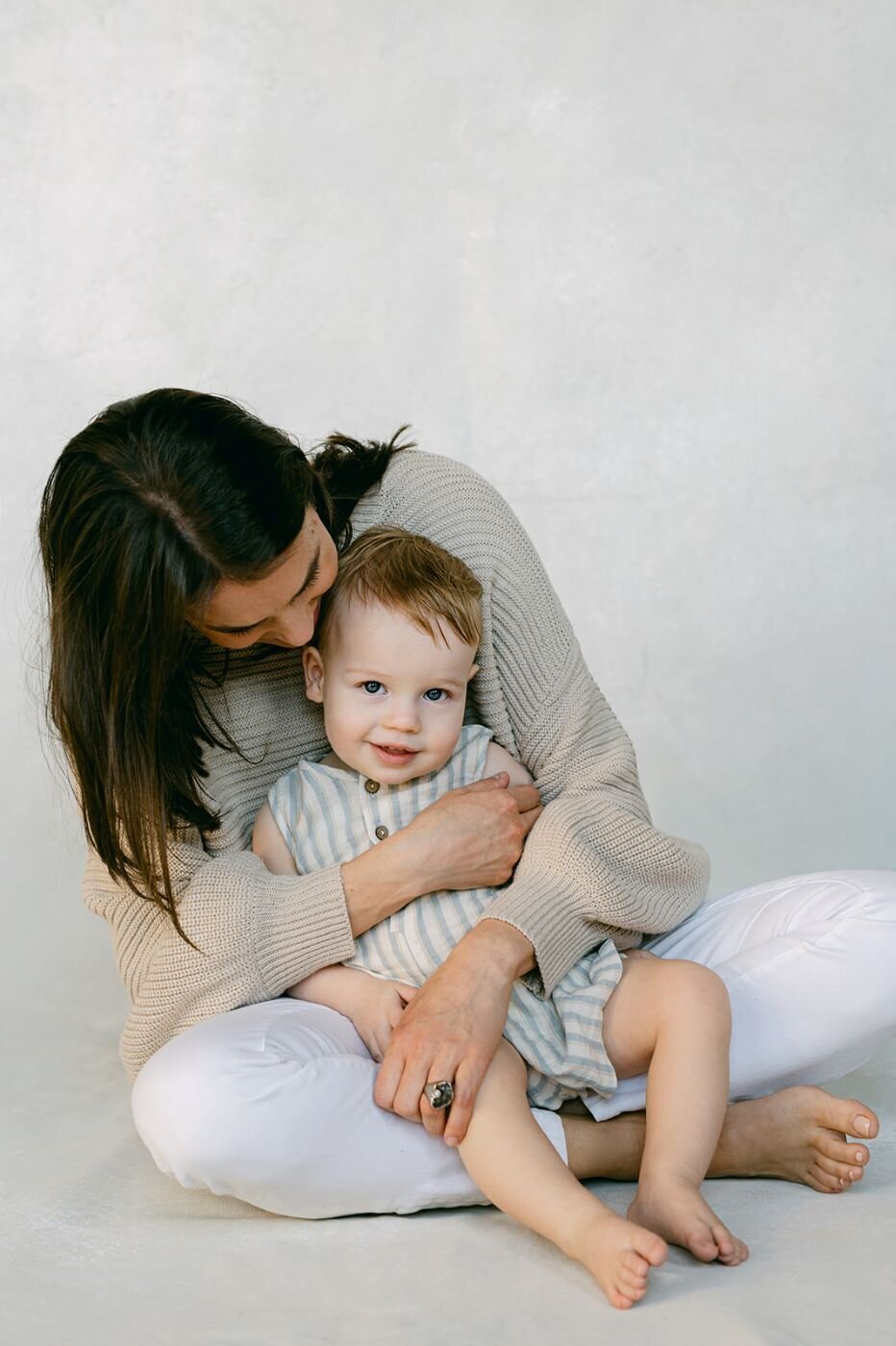 bella-luce-by-michelle-andrea-new-england-photographer-studio-manoski-motherhood-2