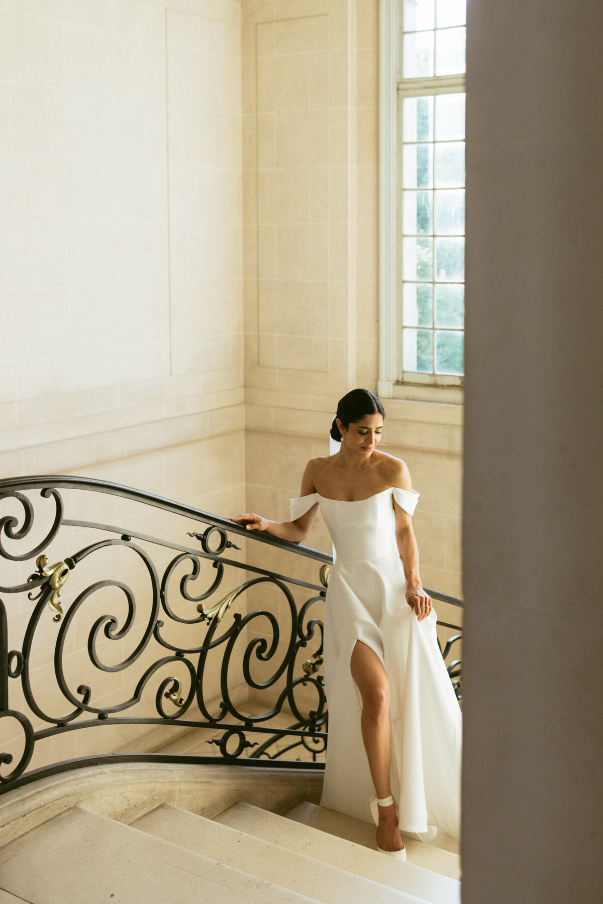 Romantic French Chateau Wedding in Paris - Stacey Vandas Photography 53