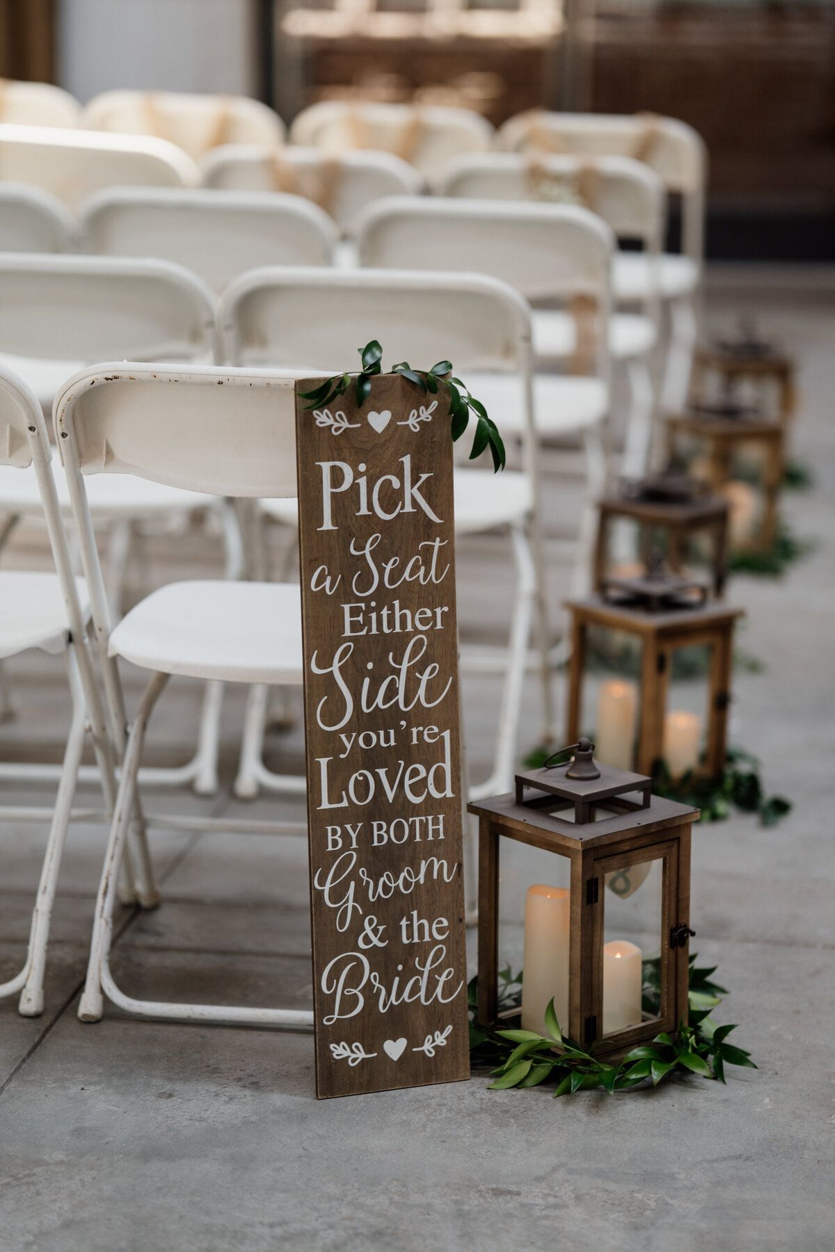 Millennium-Moments_Chicago-Wedding-Photographer_boxed-and-burlap-wisconsin-115