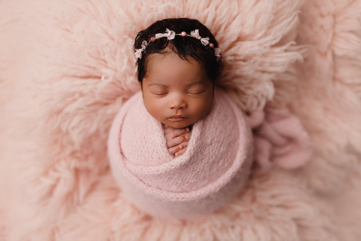 McDonough newborn photographer, Atlanta Newborn Photographer, Fayetteville newborn Photographer, Peachtree city newborn photographer, Hampton ga newborn photographer, marietta ga newborn photographer