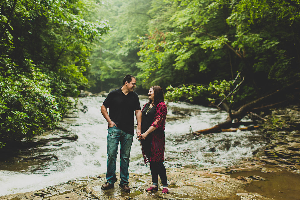 Pittsburgh-Wedding-Photographer-Julie-David001