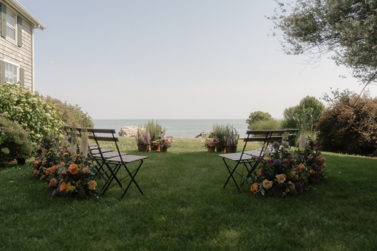 wedding-ceremony-aisle-flowers-madison-ct