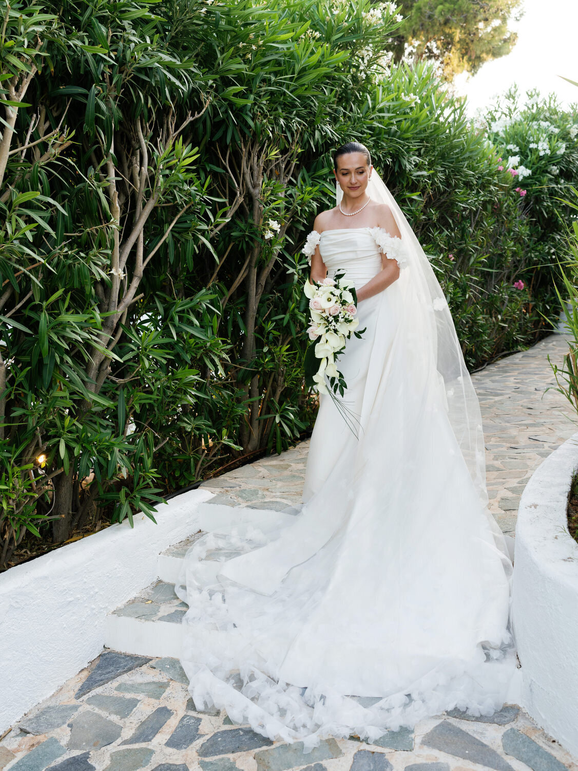 Romantic-Wedding-at-Island-Art-and-Taste–The-Residence-068