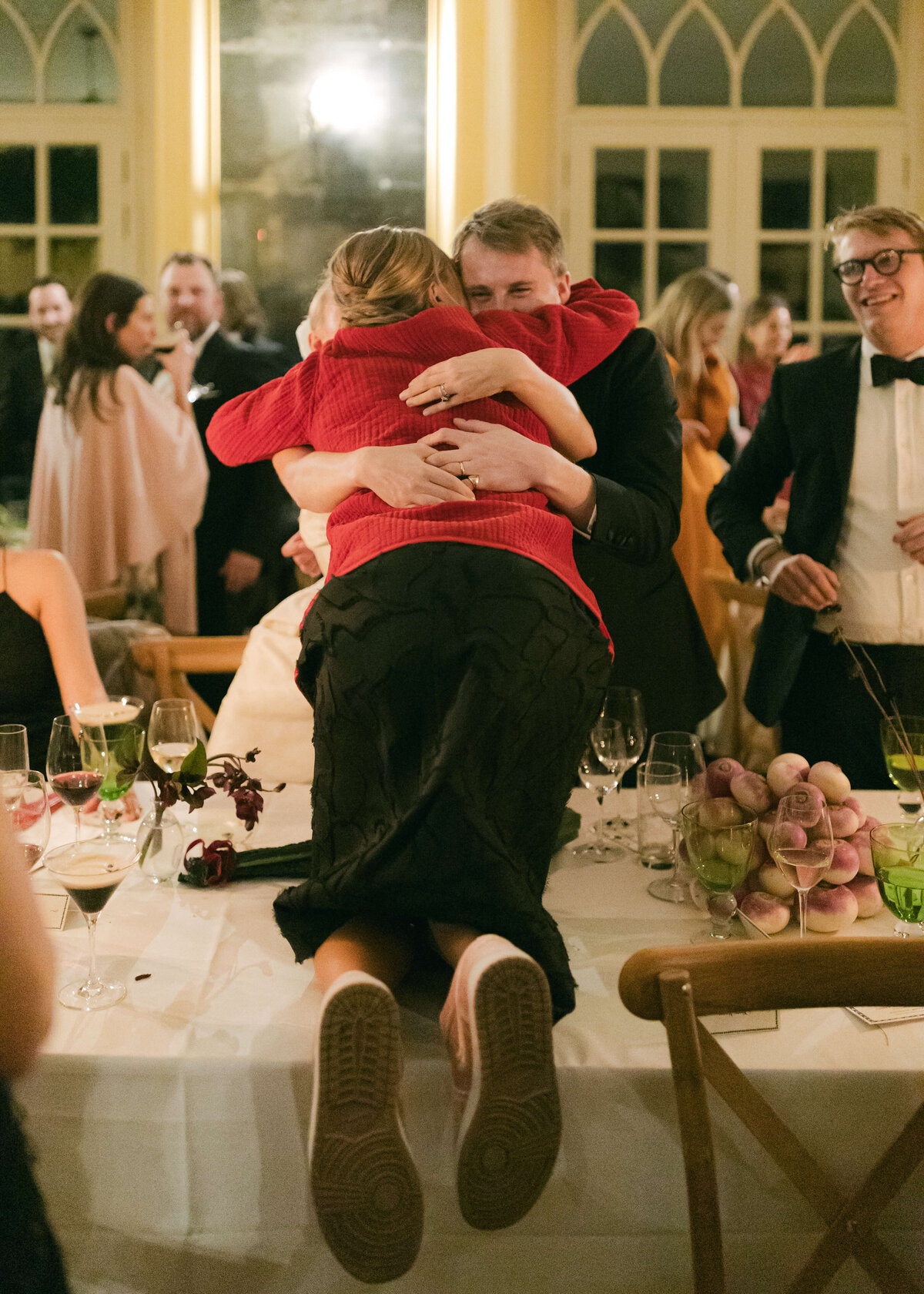 chloe-lowe-wedding-euridge-manor-cotswolds-dinner-speech-hug