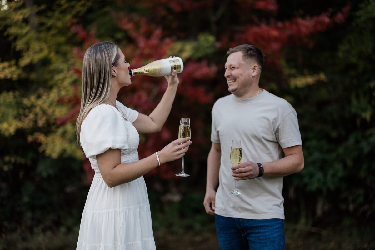 Connecticut_River_Engagement_Session_Speed_Boat-2