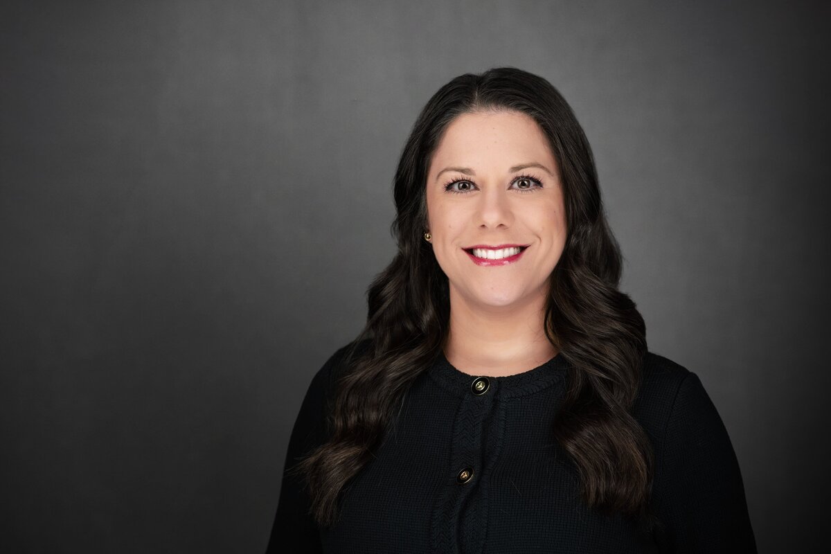 washington-dc-studio-headshot-photographer-for-executives-and-vps-10