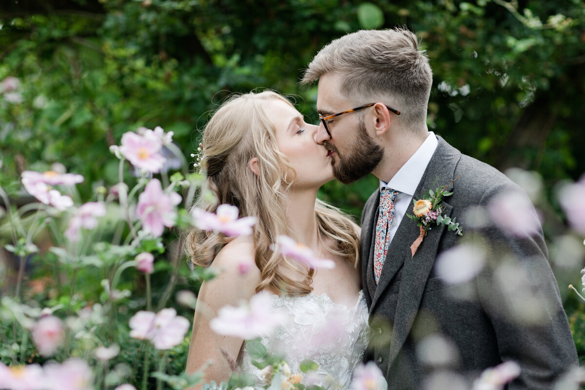 0101 country weddings at Upwaltham Barns in West Sussex