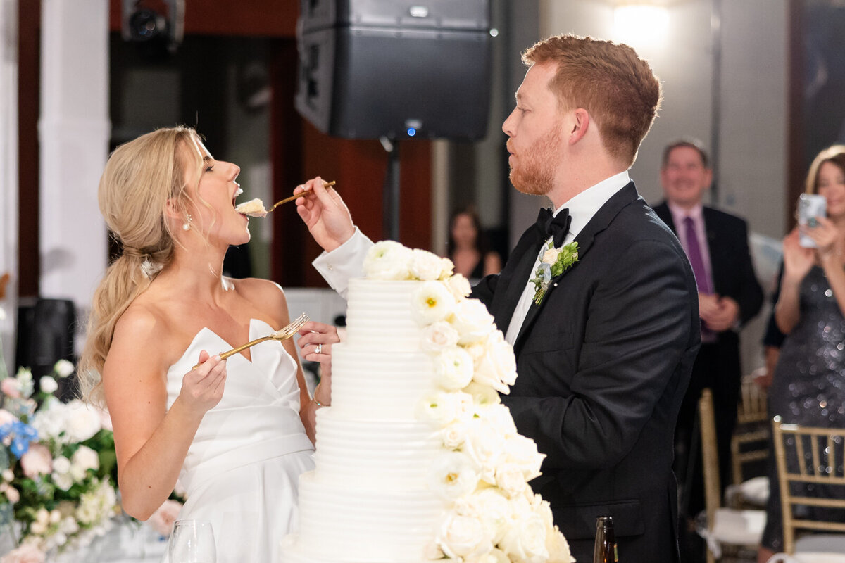 Grand Rapids Wedding Photographer JW Marriott738