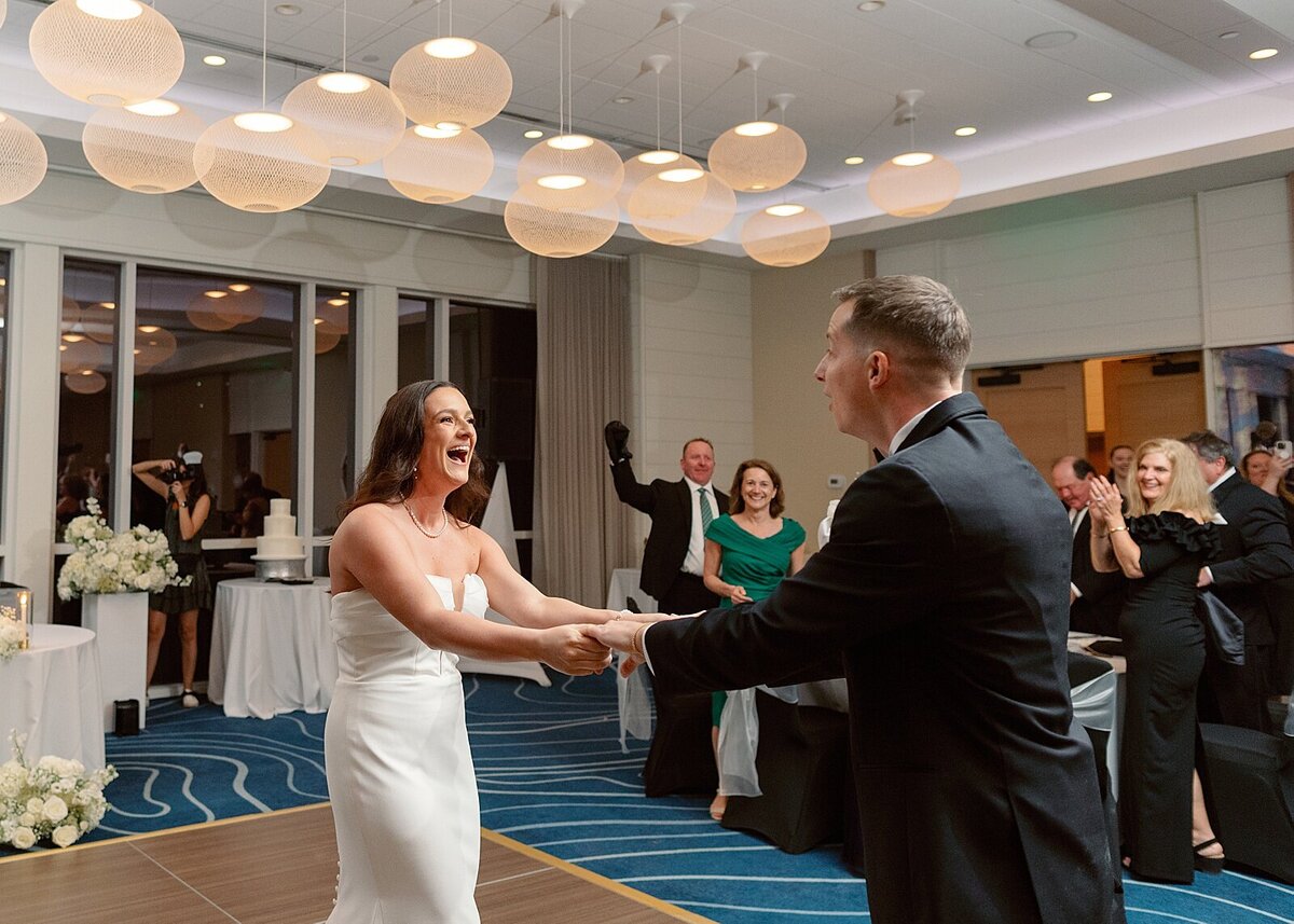 Lido-Beach-Resort-Wedding_0090