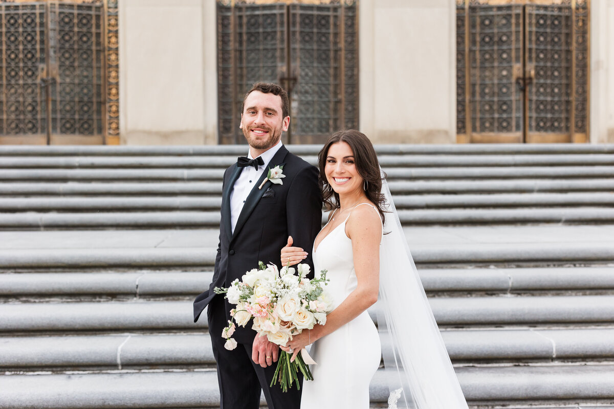 Alexis Fox Photography + Wedding + Regions Tower + Indianapolis + Indiana  (23 of 38)