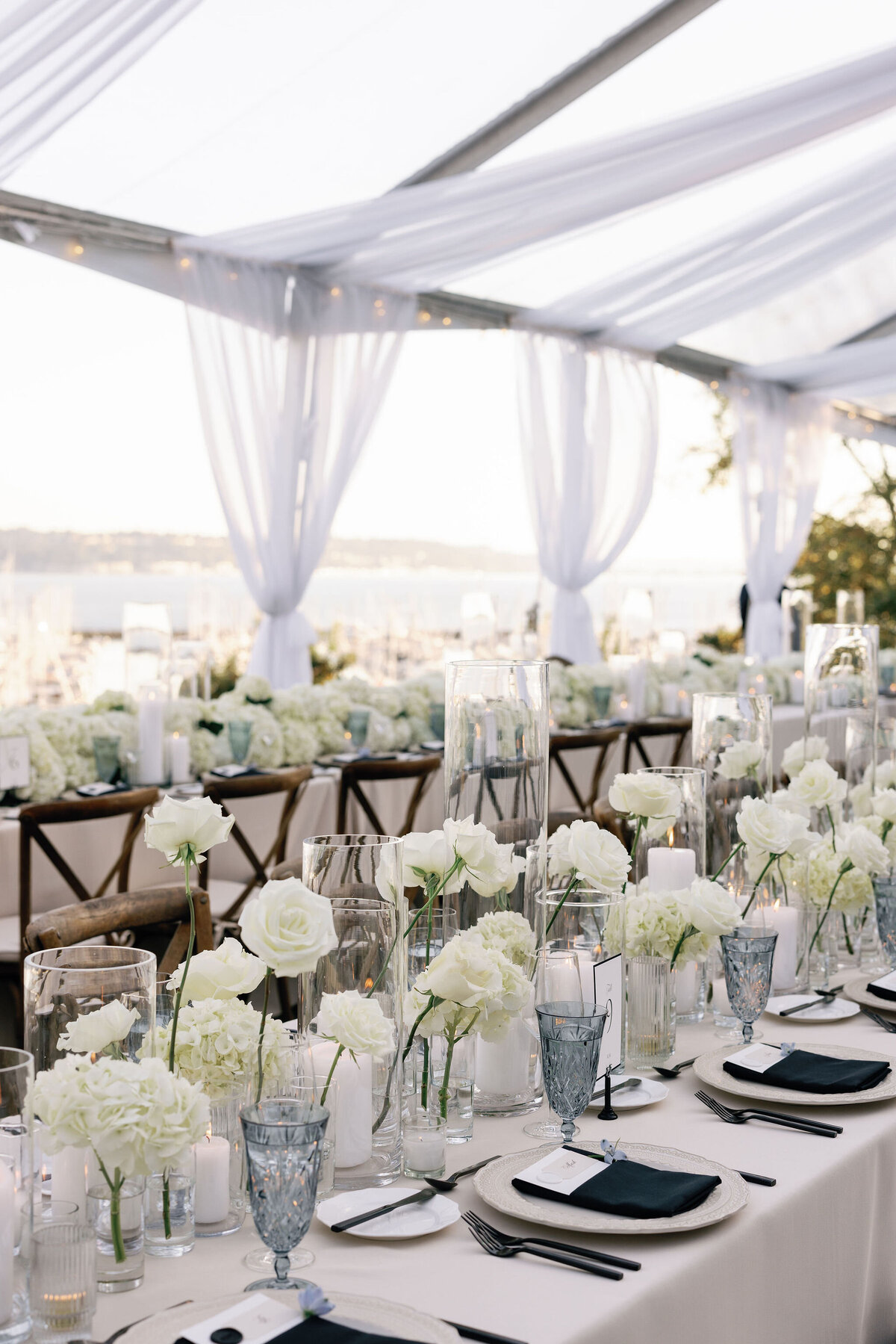 White-Admirals-House-Wedding-Flora-Nova-Design-Seattle-00009