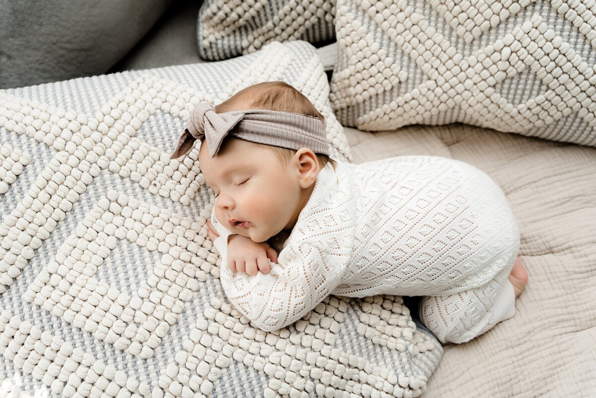 Lifestyle Newborn Photographer Pittsburgh-108