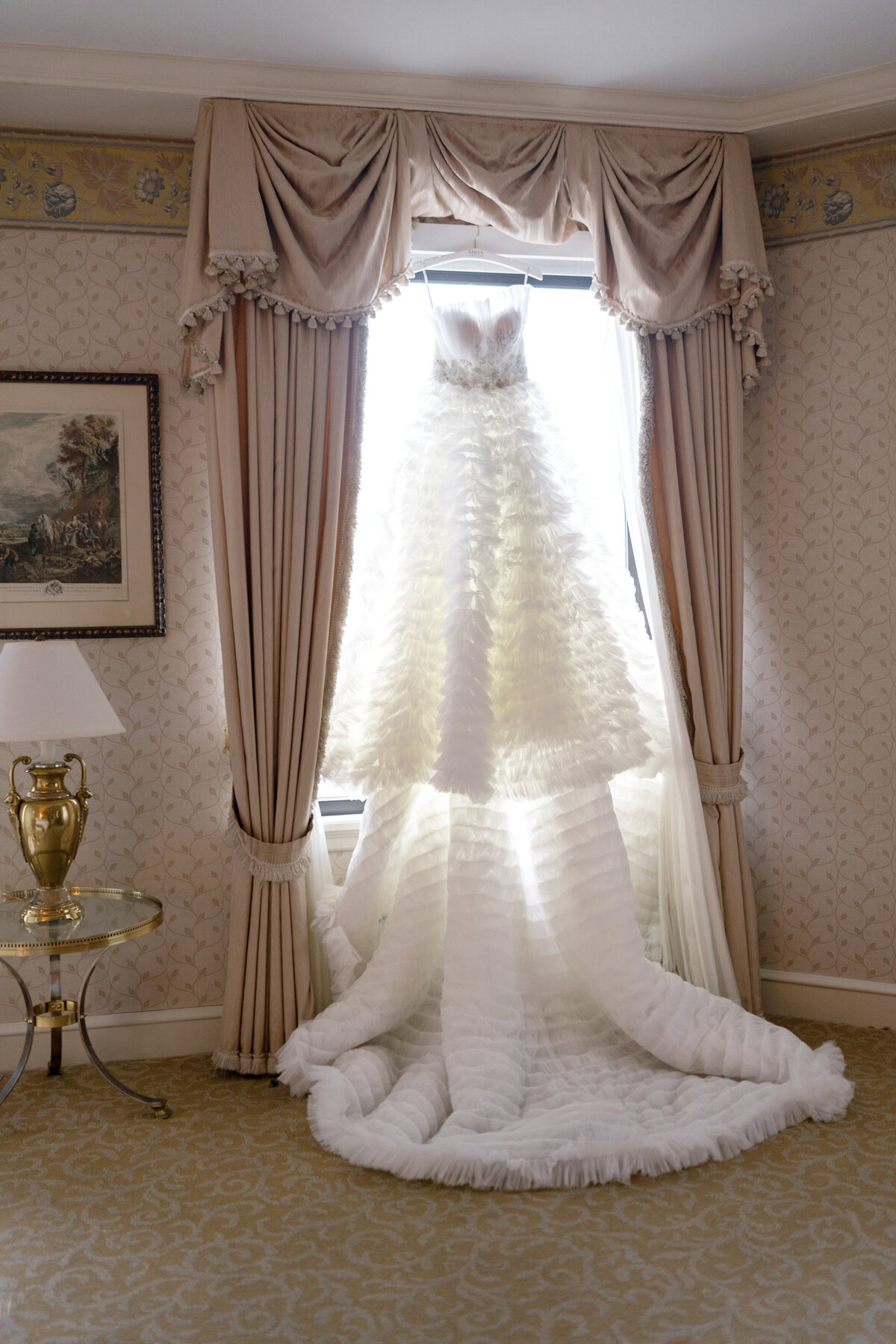 Berlez-Aspen-Avenue-Chicago-Wedding-Photographer-Windy-City-Wedding-Dance-Fulton-West-Event-Christmas-Session-33