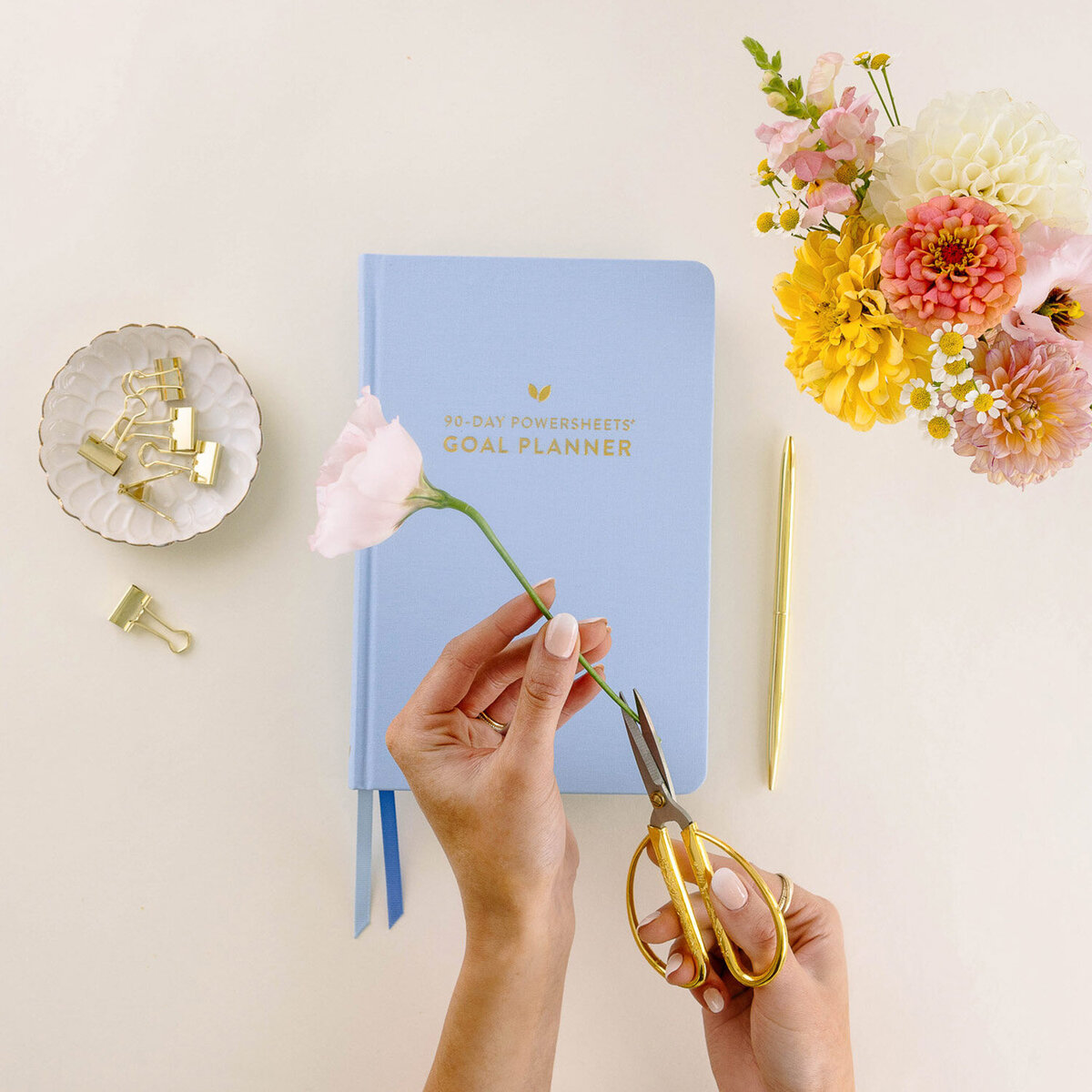 2023PS_Square_0000s_0002_flatlay3