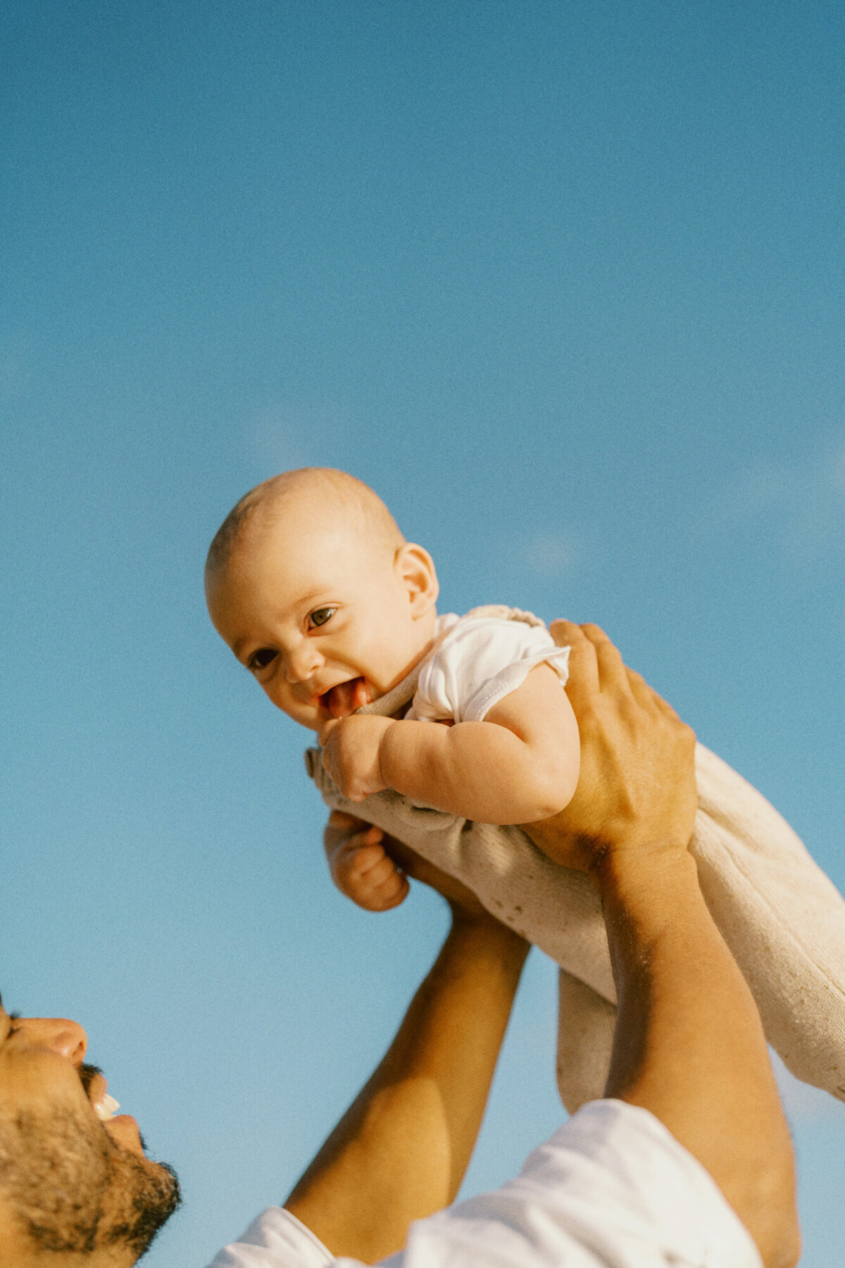 ellis-beach-sunrise-family-engagement-shoot-092