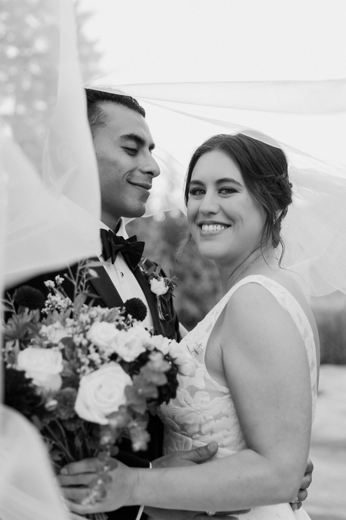 ElizabethMaguirePhoto-Skamania-Lodge-Wedding-19