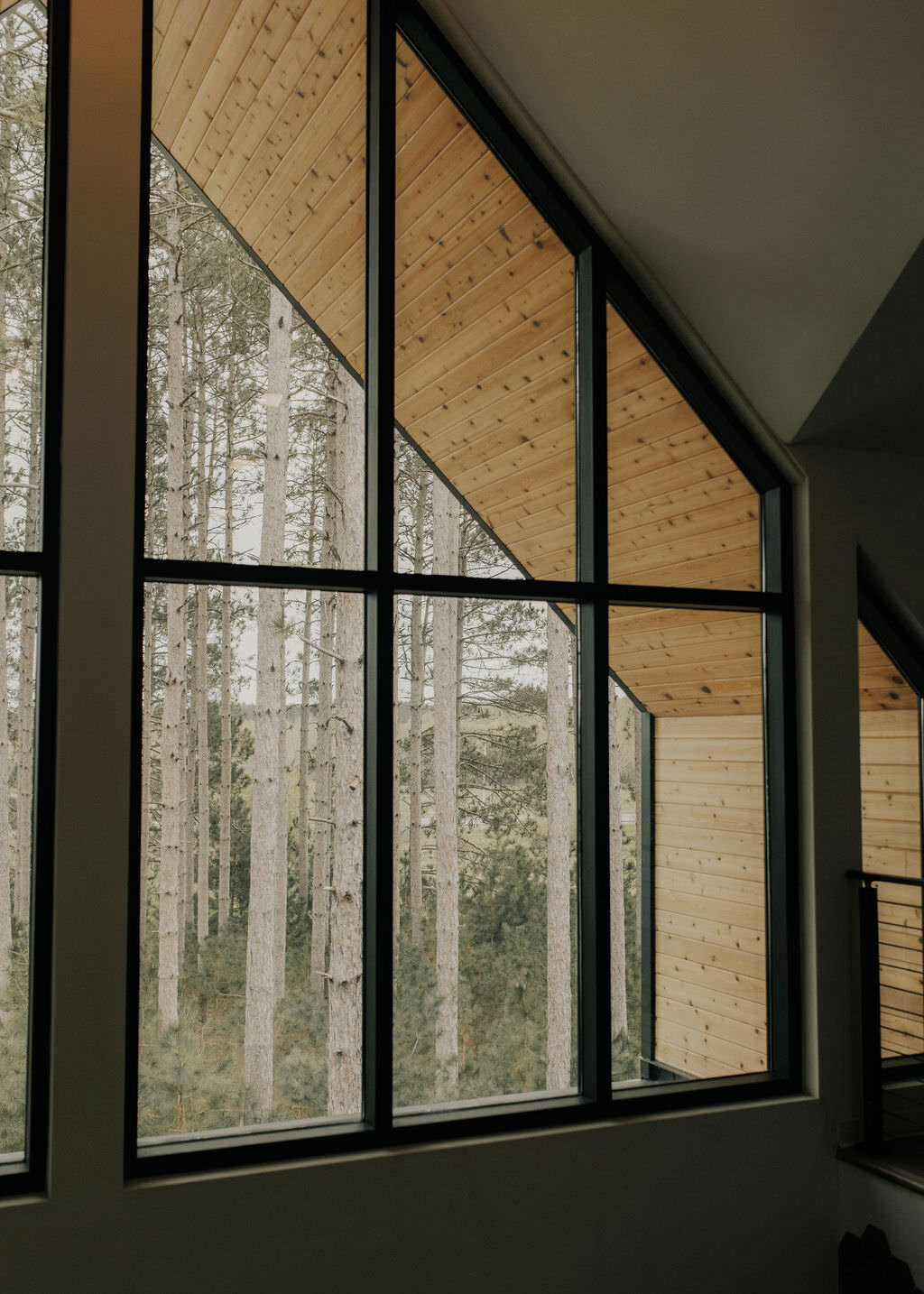 Pinewood Events - Minnesota Modern Nature Inspired Wedding Event Venue - @simpleescapephoto - 3