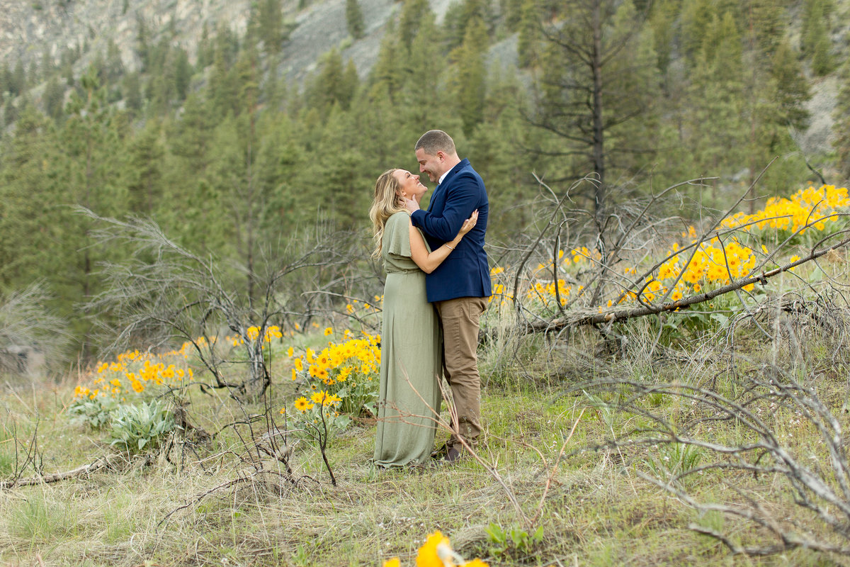 Jake & Callan | Engagement | Lake Chelan Wedding Photographer  (1 of 3)