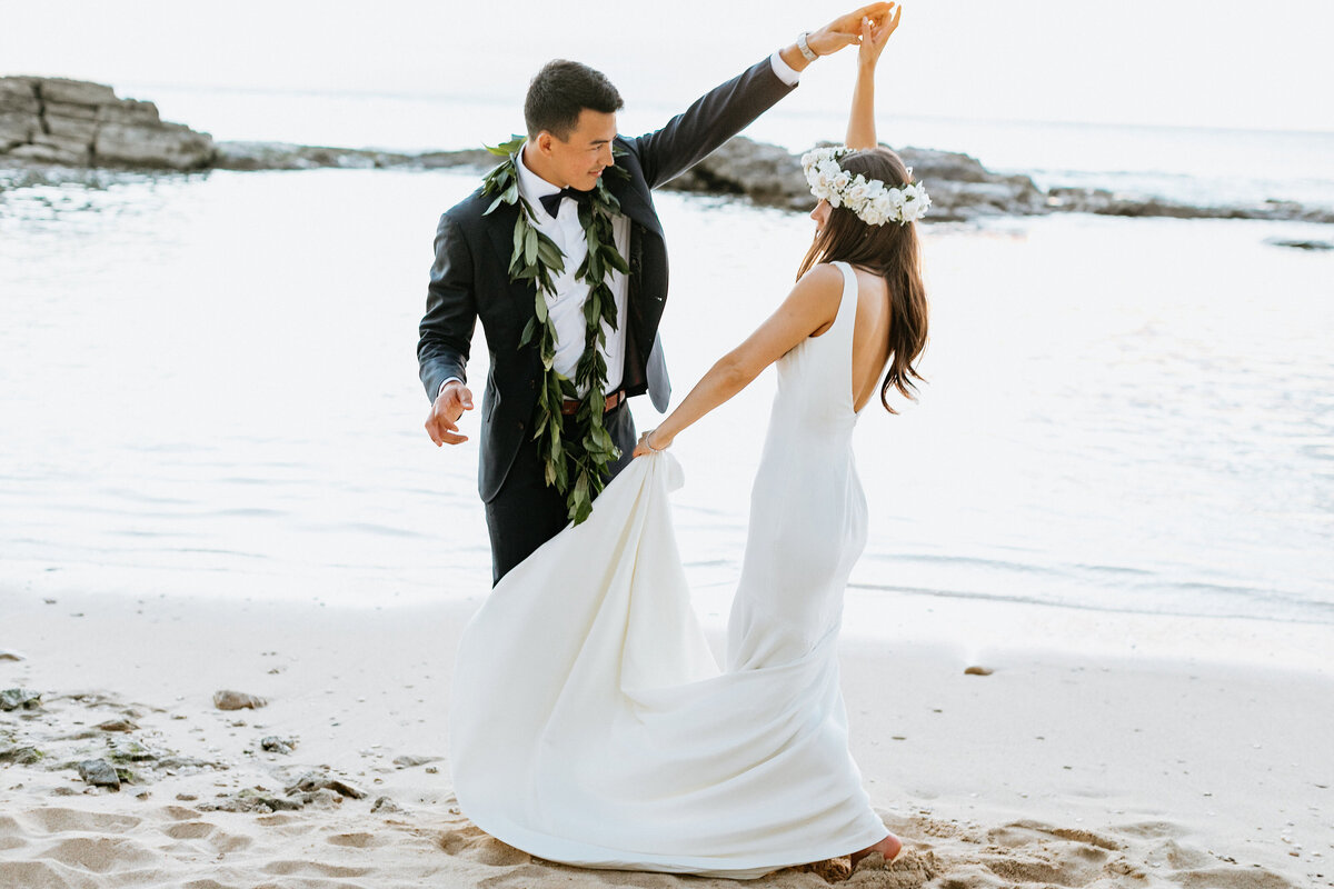 Rachel+Ka'imiWeddingHawaii-JennaLeePictures-924