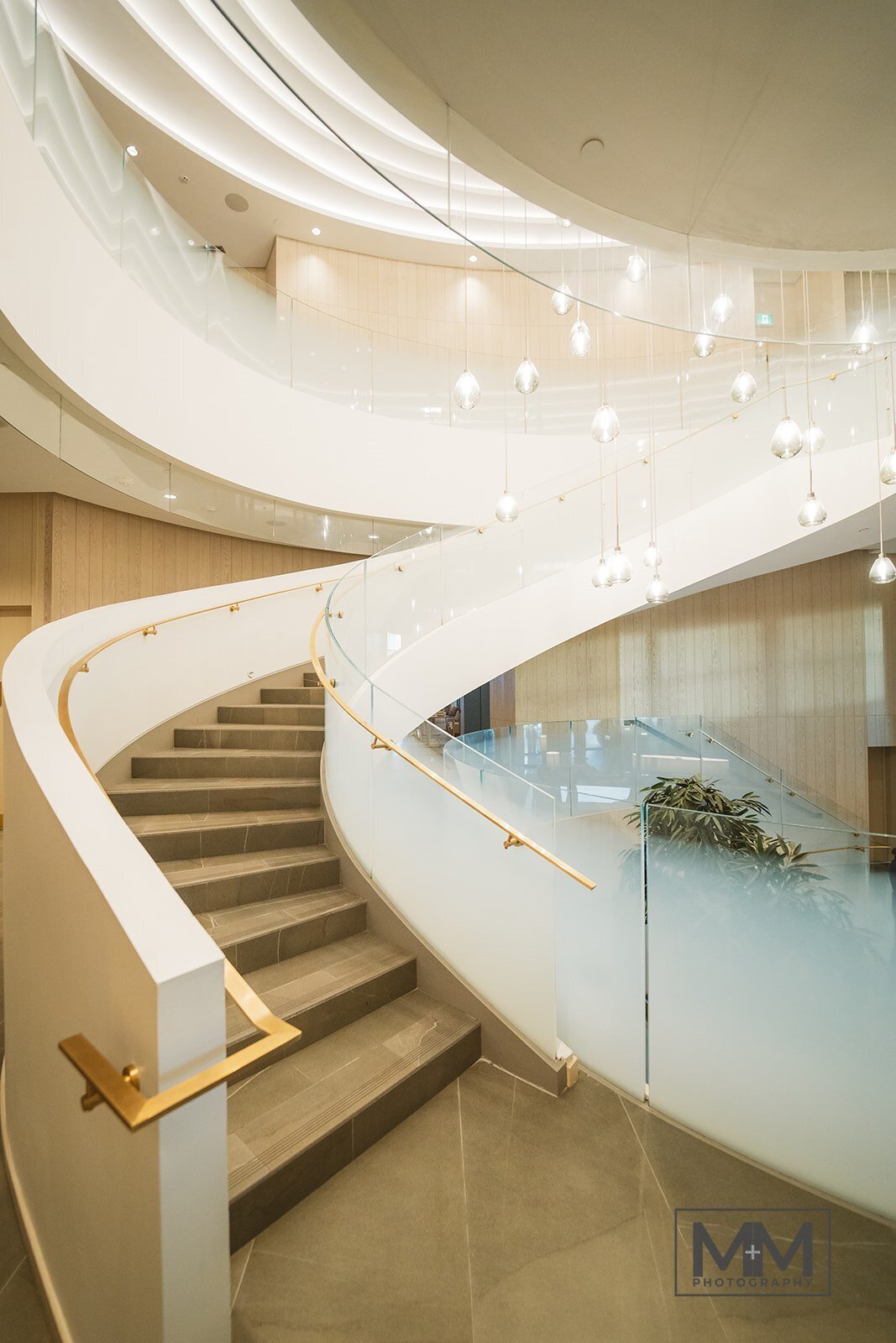 Expert corporate event coordination and design in Hamilton