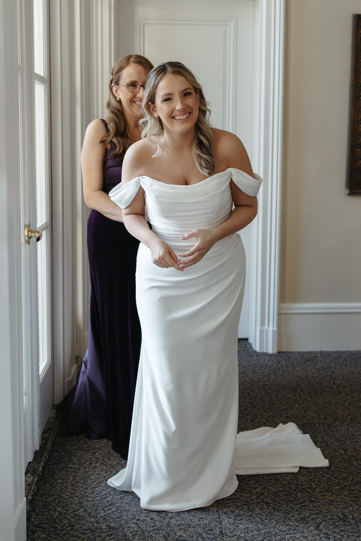 marisa+andrew-getting ready-113