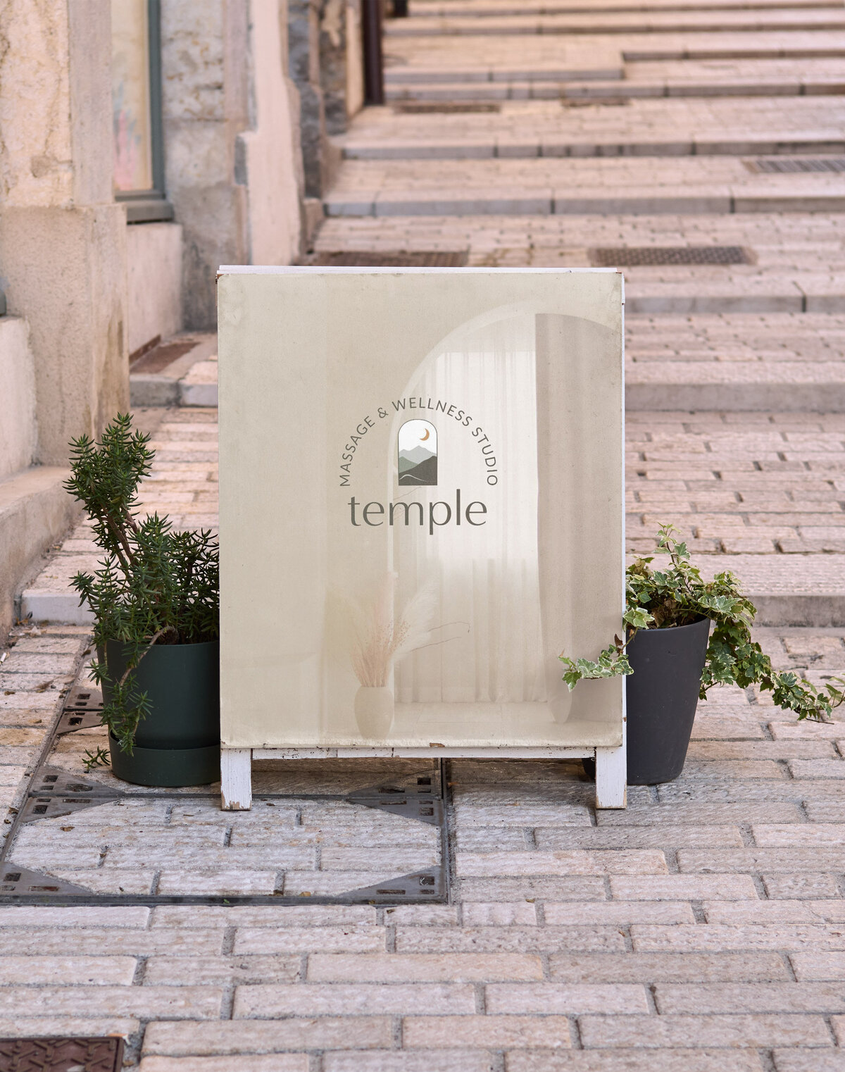 baer-brand-studio-temple-massage-brandmark-euro-sign-signature-package