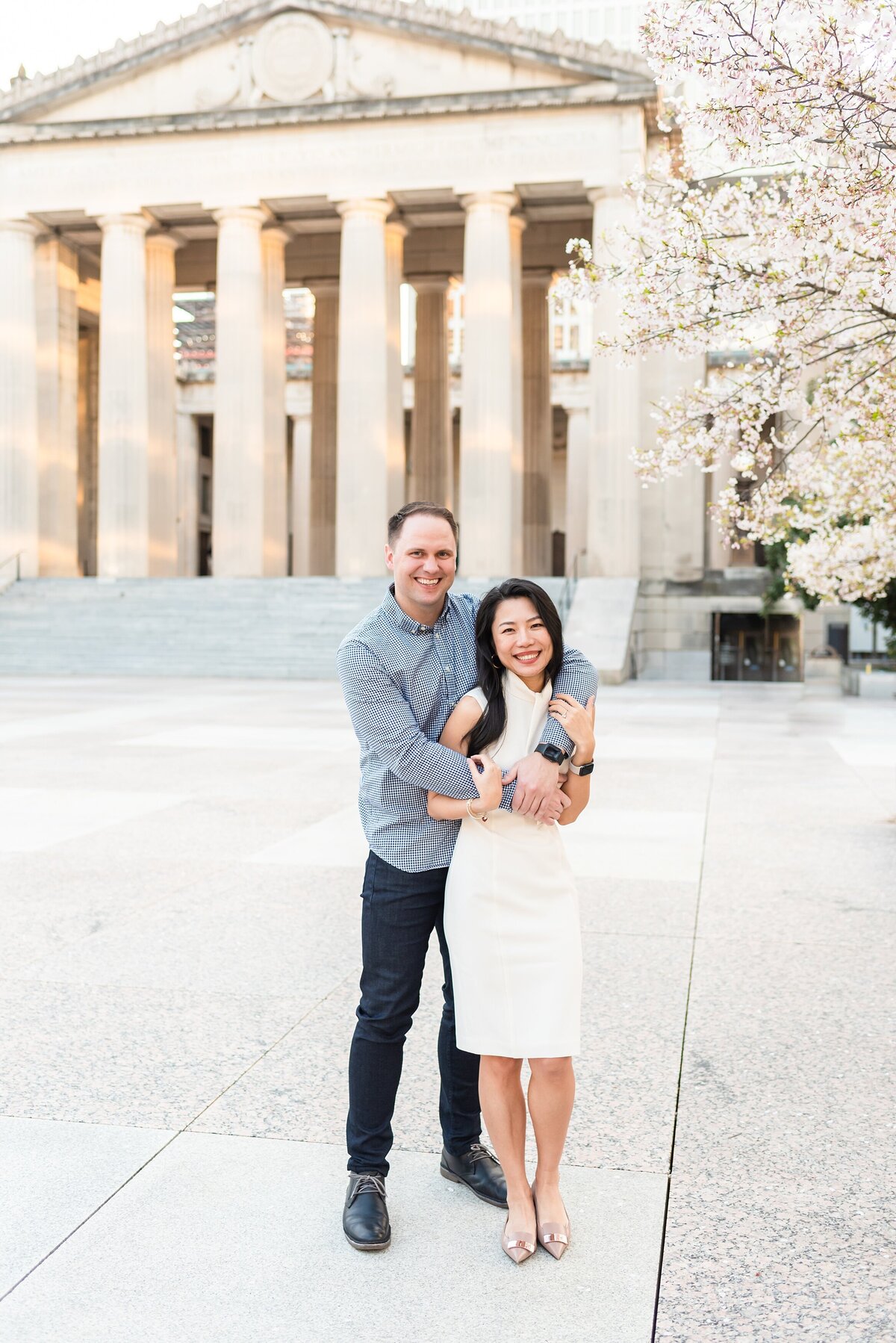 Spring-Engagement-Photos-at-War-Memorial-and-Legislative-Plaza-Nashville+4