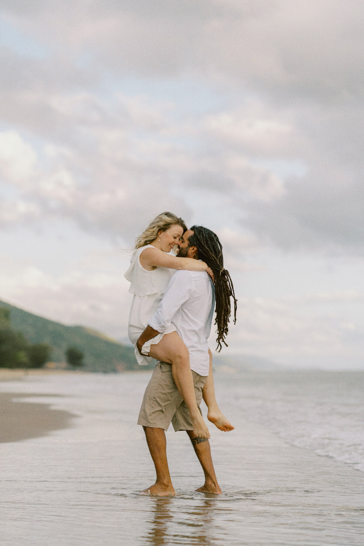 ellis-beach-sunrise-family-engagement-shoot-155