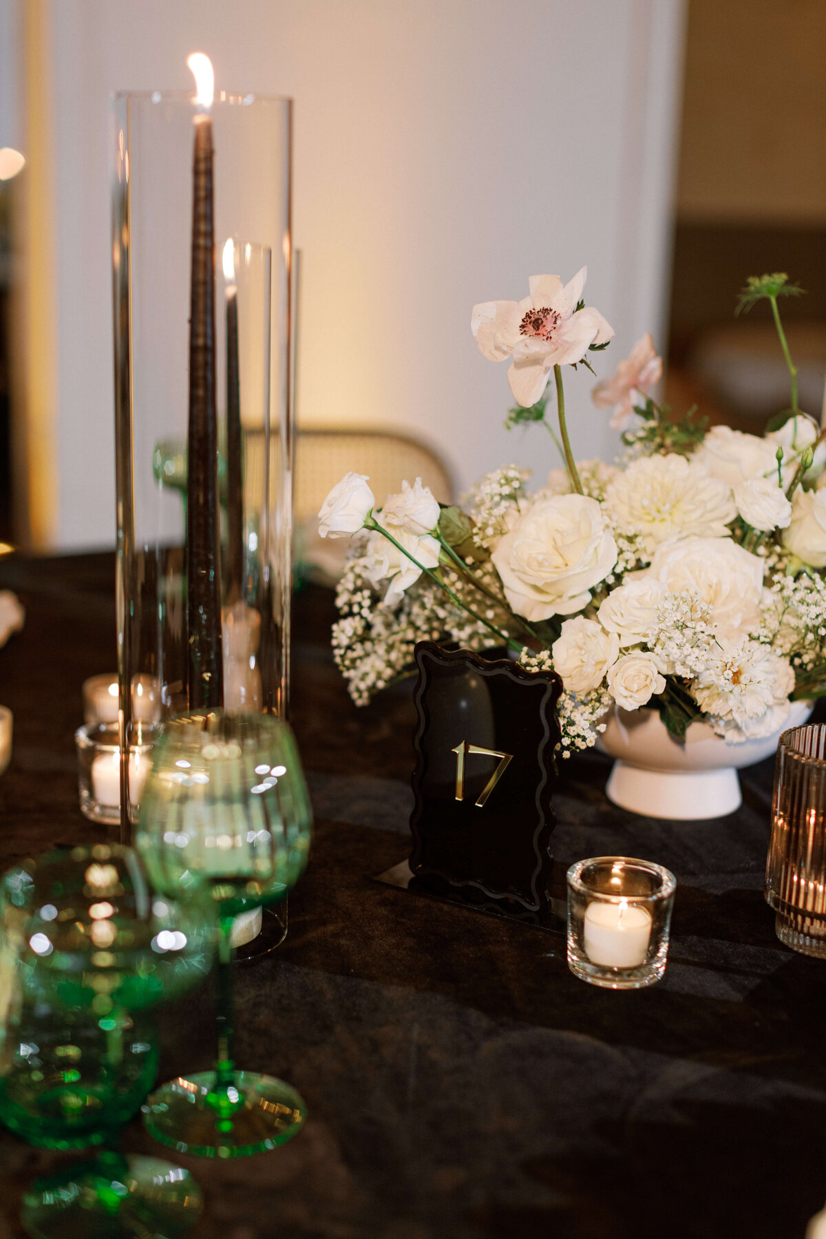 megan-alex-wedding-reception-table-setting-springvale-floral