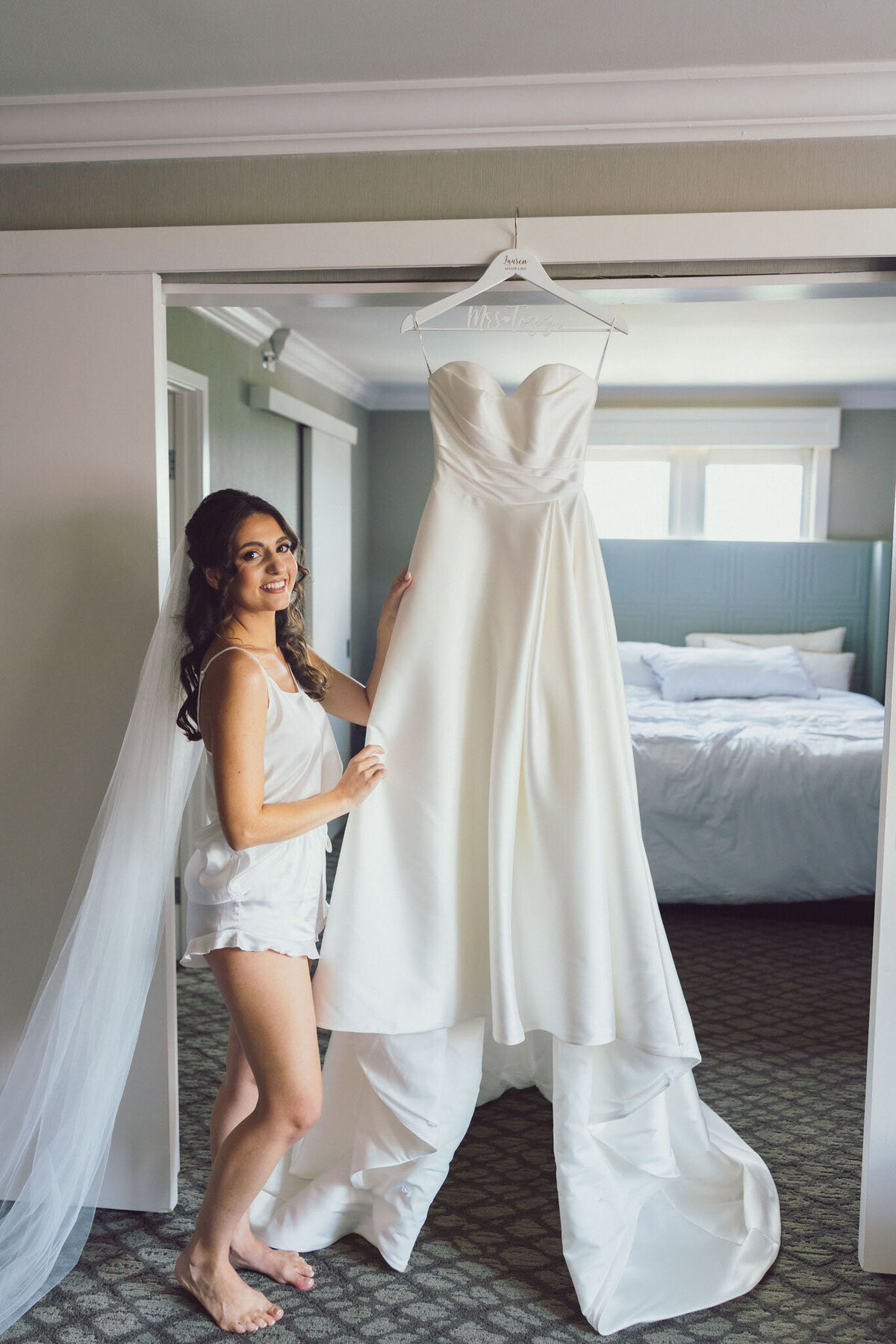 250802-Lauren&Nicholas-BrooklakeCountryClub-Wedding-FlorhamPark-NJ-Previews-Web-10