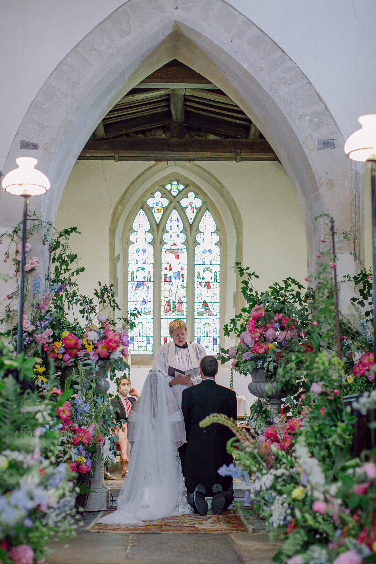 13.5 church-wedding-decoration