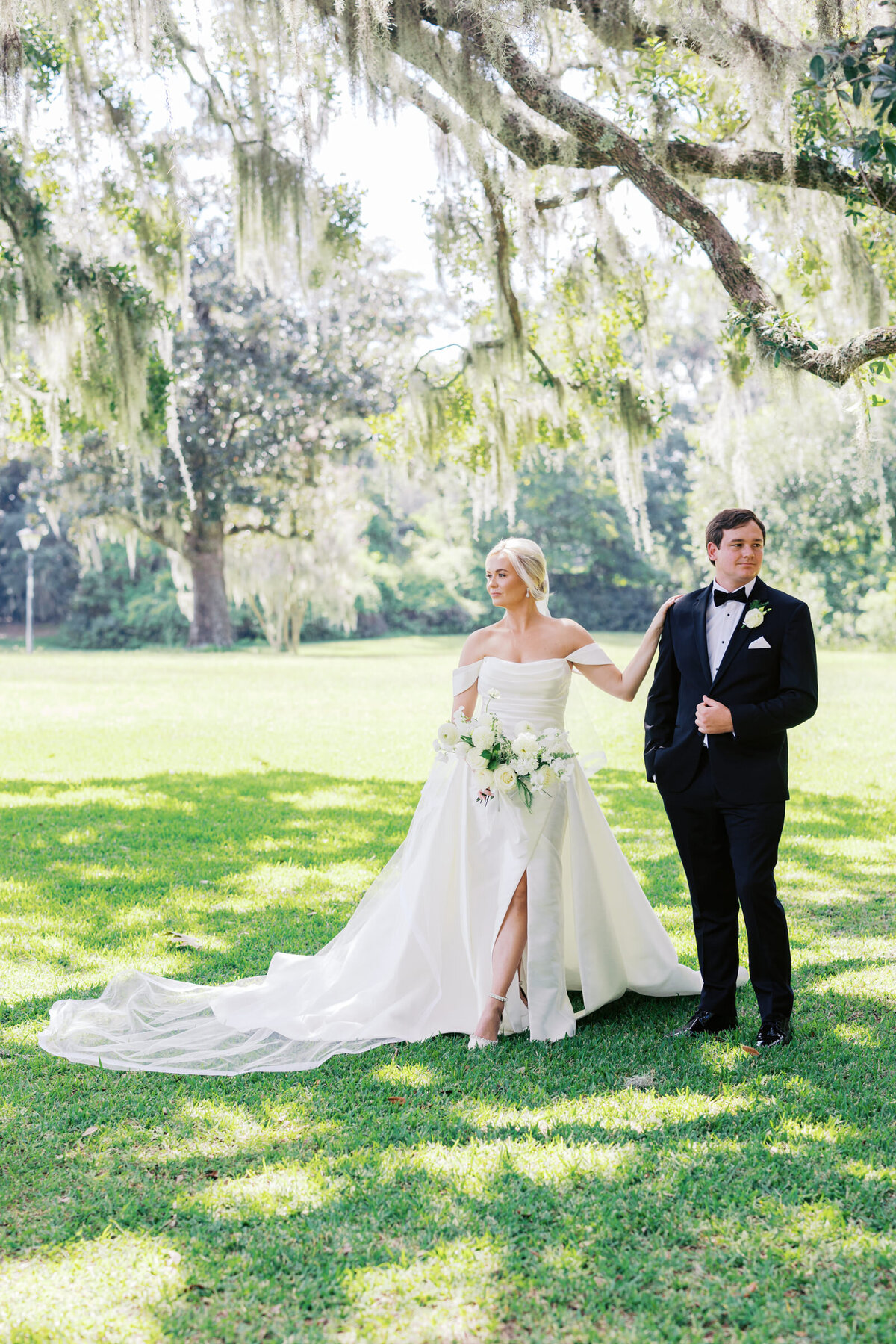 Old wide awake bride and groom