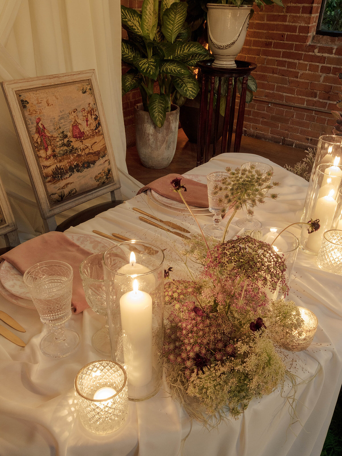Faye-Fern-Creative-Dennis-Roy-Coronel-Carondelet-House-Reception-06