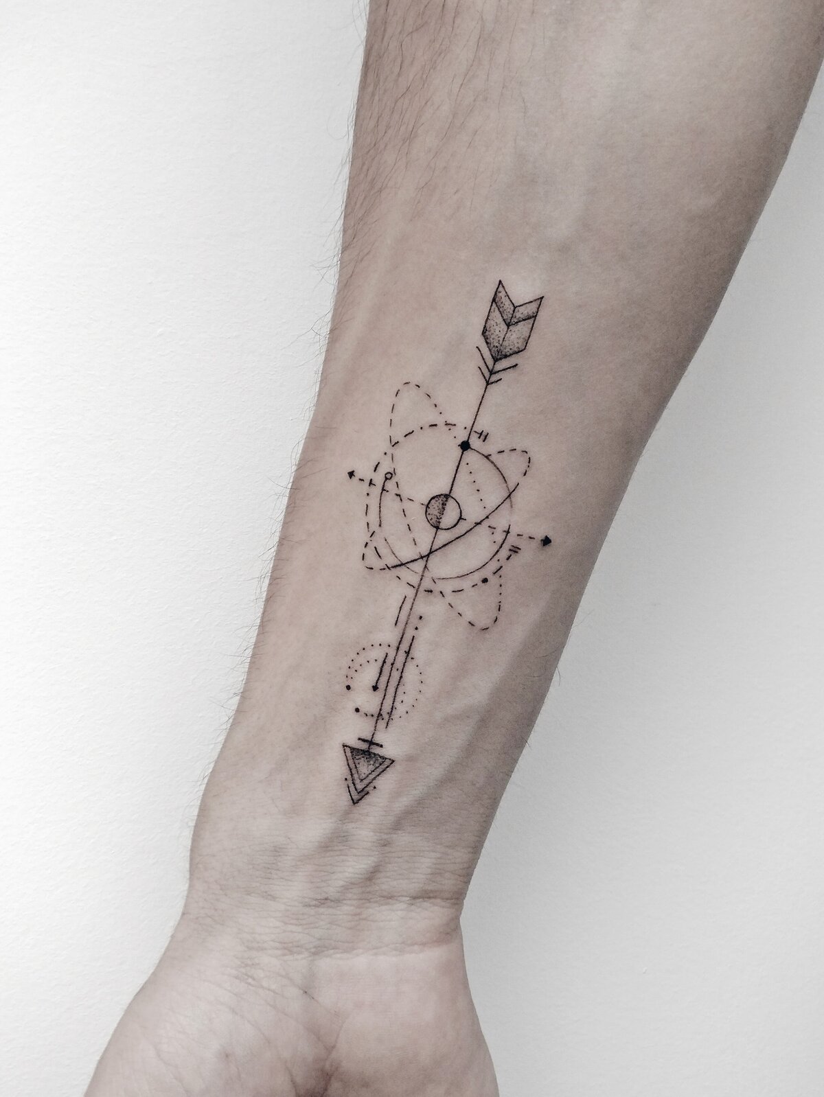 bow and arrow tattoo, geometric tattoo