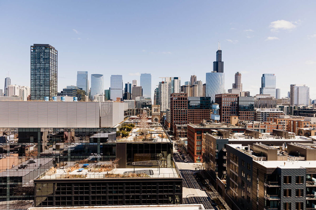 city-view-lofts-modern-downtown-chicago-wedding-016