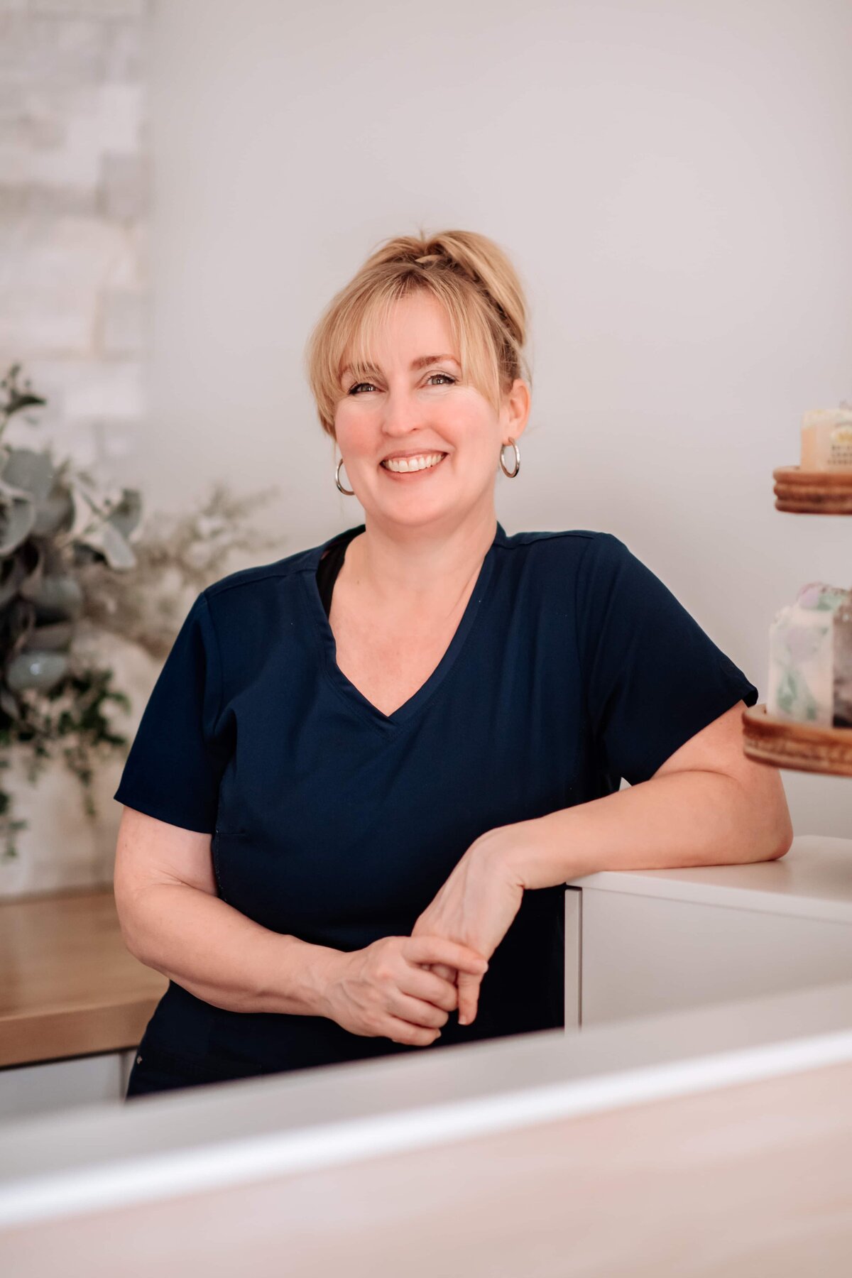 Professional natural light headshot in Virginia – approachable branding photo for personal brand