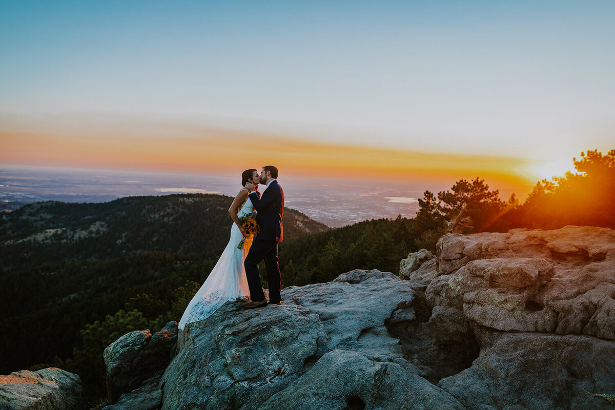 Lost Gulch overlook sunrise wedding boulder colorado