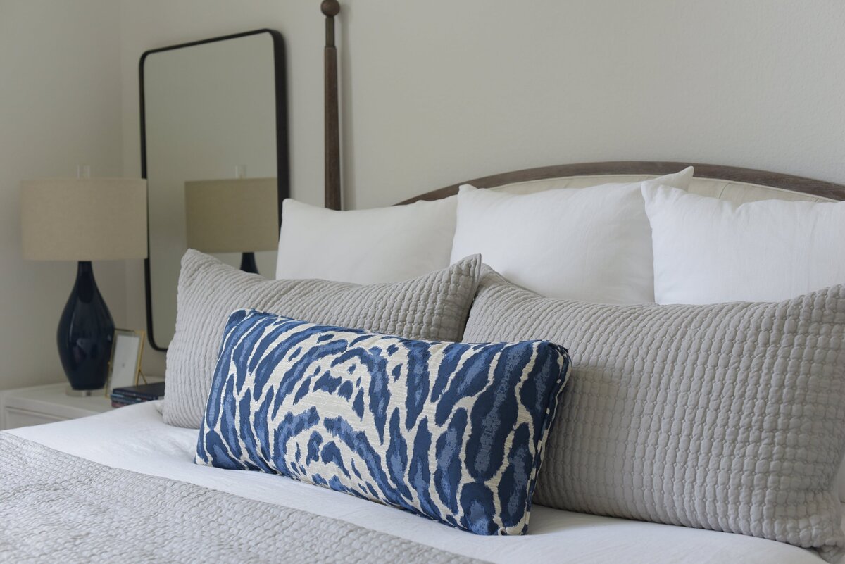 coastal-chic-master-bedroom-interior-design-kingwood-texas-5-min