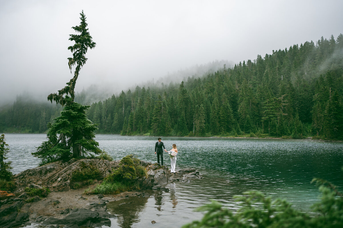 Mt. Rainier elopement couple at Mowich Lake
