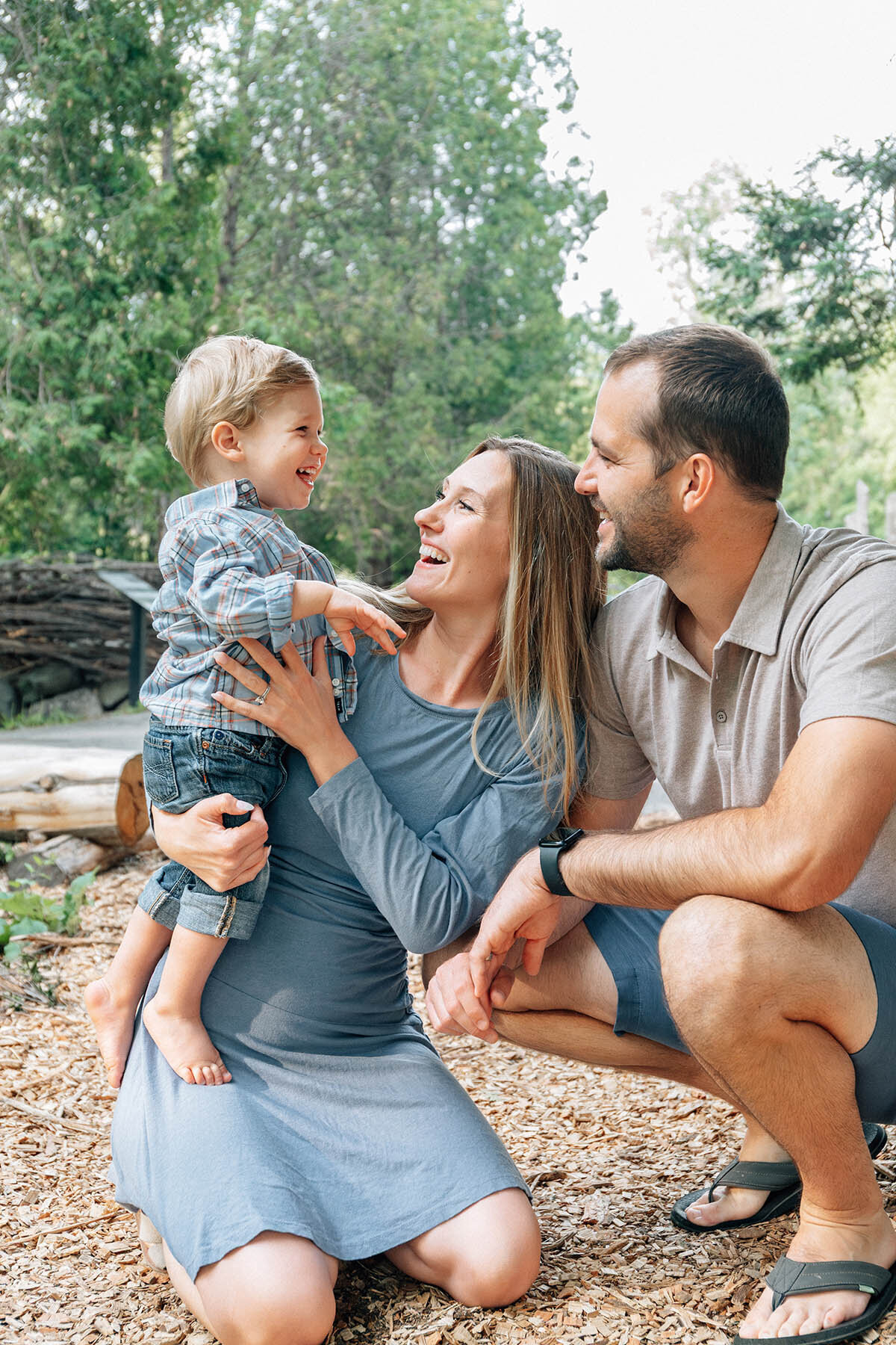 Family_Lifestyle_Session_Wisconsin_Krop_Kreative-4