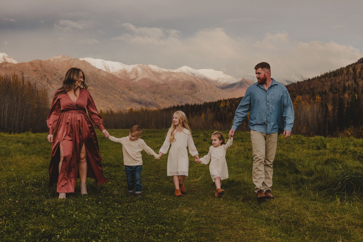 9L0A0091Alaska_EagleRiver_FamilySession