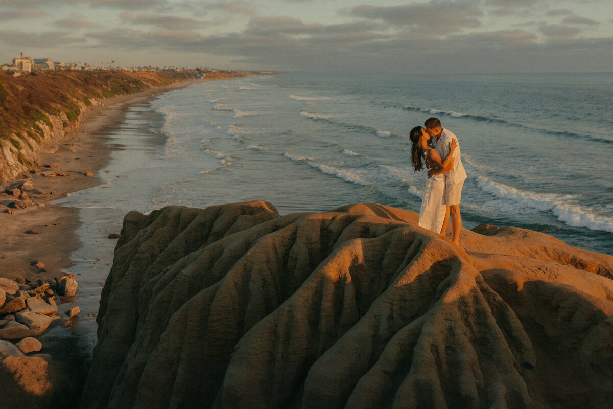 Golden hour sunset engagement-San Diego cliffs-Janelle-Aloi_8